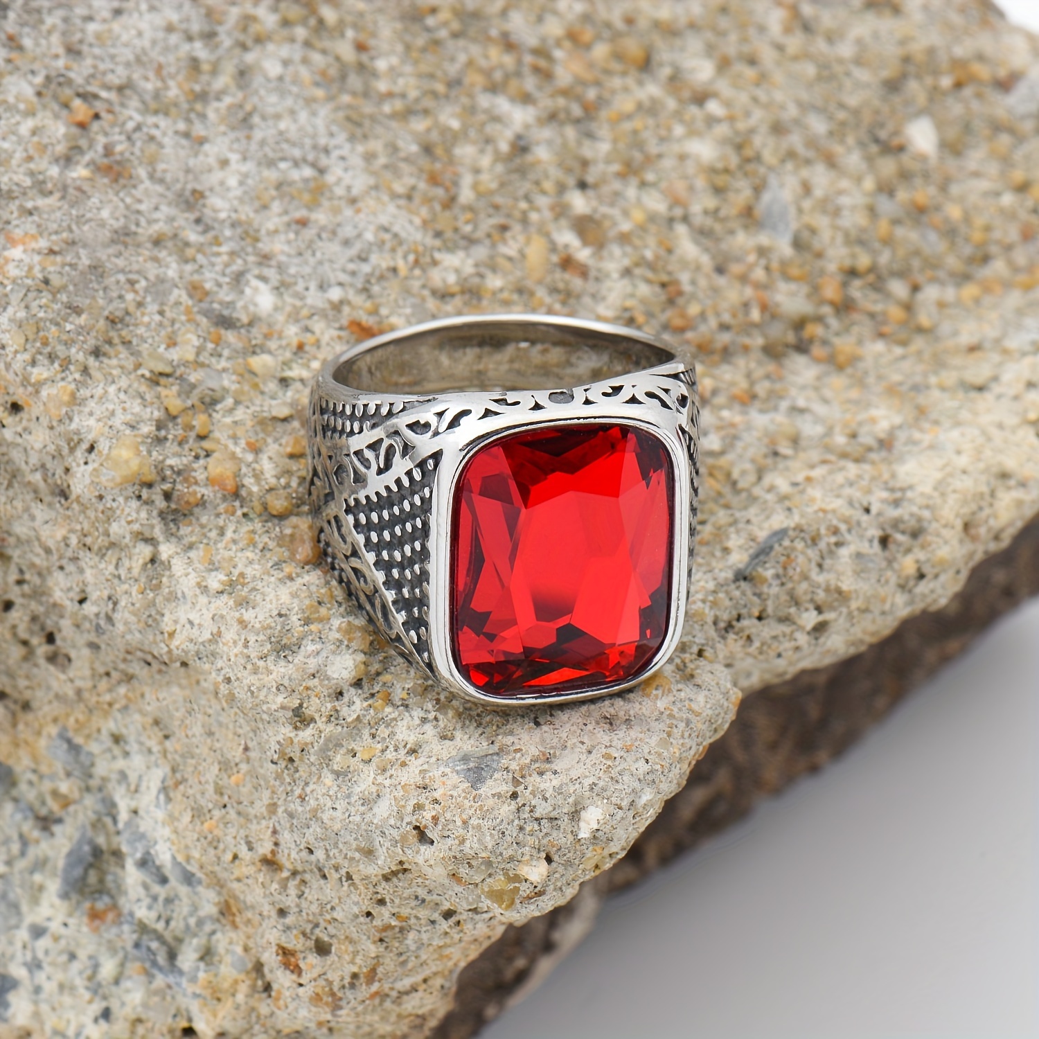 Vintage Titanium Steel Square Faceted Ring Men's Retro Pattern Single